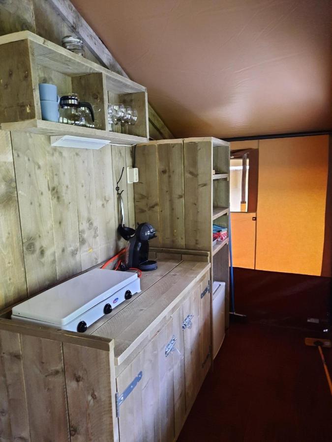 Safaritent Sarek, Wolvenspoor 10 Vledder المظهر الخارجي الصورة